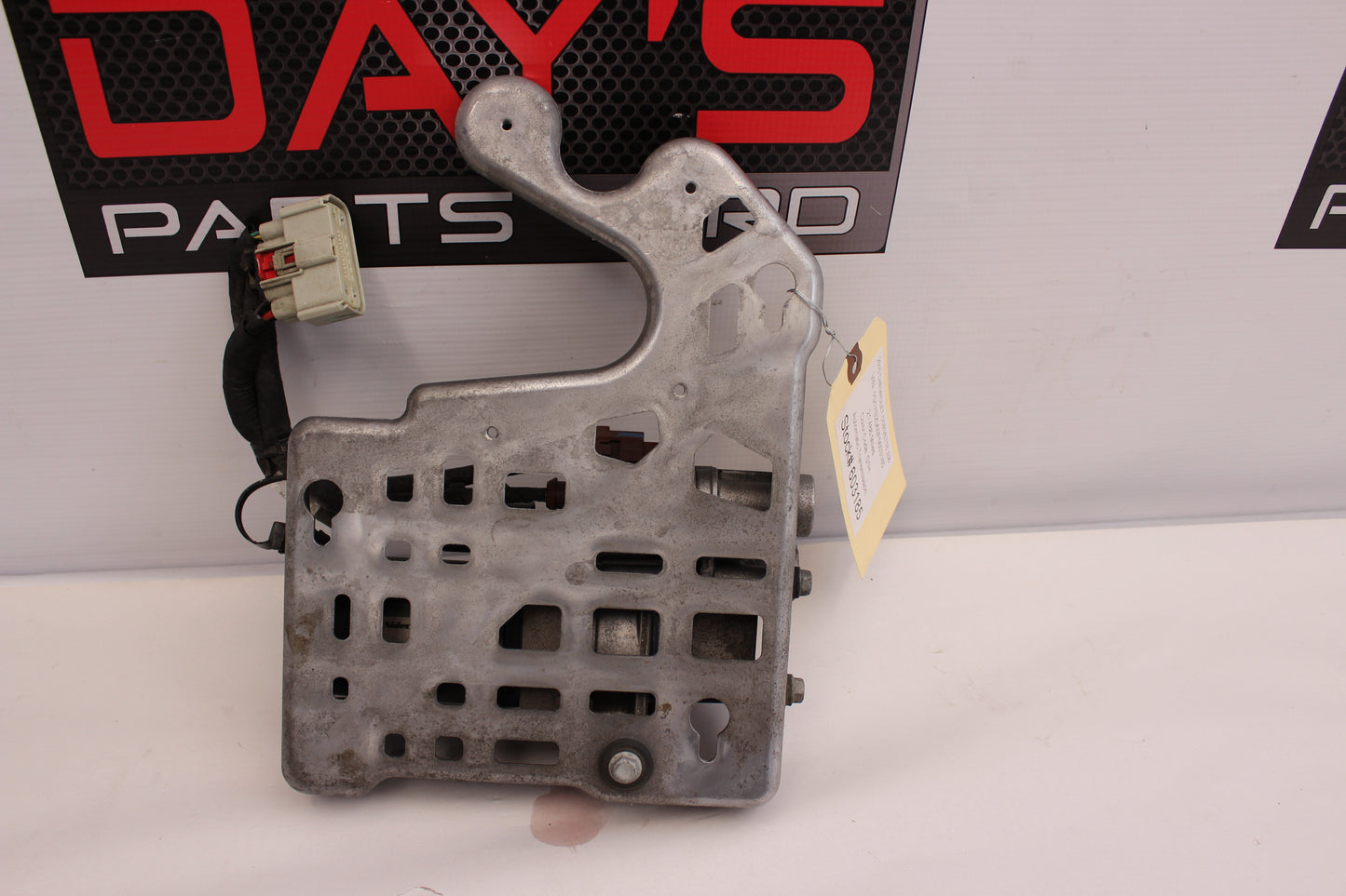 2015 Chevy Corvette Z06 Rear Differential Transmission Pump 23456939 OEM