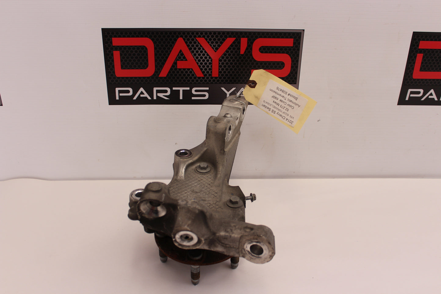 2014 Chevy SS Sedan LH Driver Front Hub Spindle Knuckle Assembly  OEM
