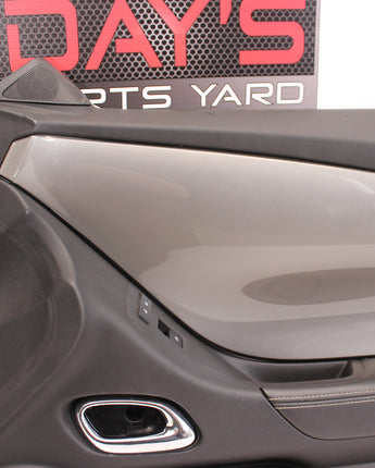 2015 Chevy SS Camaro Front RH Passenger Door Panel 23147691 OEM
