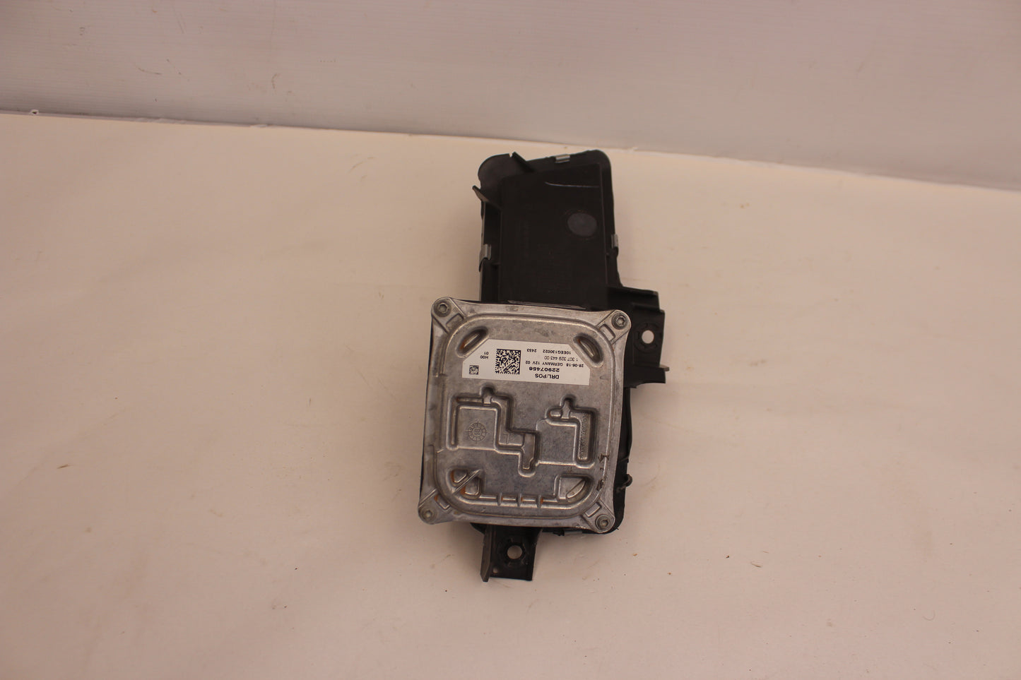 2018 Chevy Camaro SS RH Passenger Fog Light w/ Ballast OEM - Day's Parts Yard