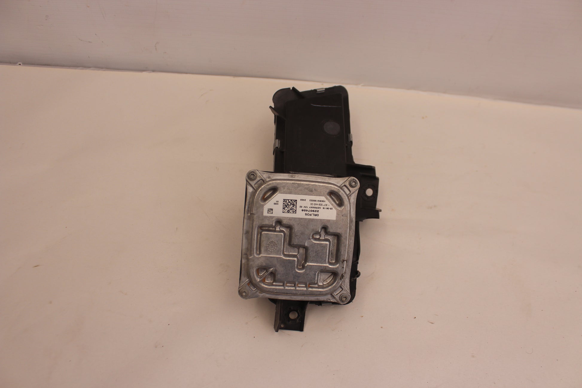 2018 Chevy Camaro SS RH Passenger Fog Light w/ Ballast OEM - Day's Parts Yard