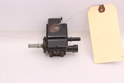 2008 Pontiac G8 GT Evap Valve OEM - Day's Parts Yard