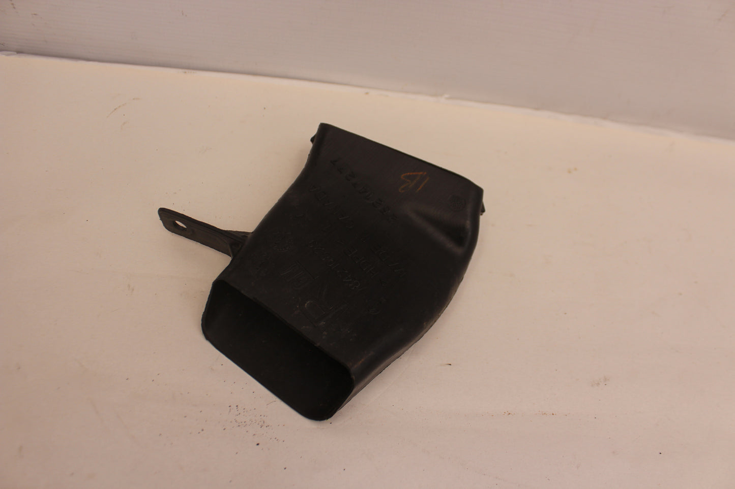 2020 Chevrolet Camaro 1LE RH Passenger Rear Duct OEM