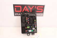 2014 Chevy SS Sedan Rear Fuse Box Relay 92271137 OEM - Day's Parts Yard