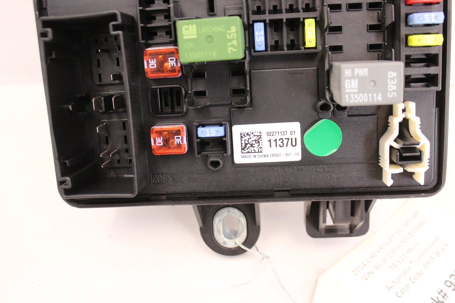 2014 Chevy SS Sedan Rear Fuse Box Relay 92271137 OEM