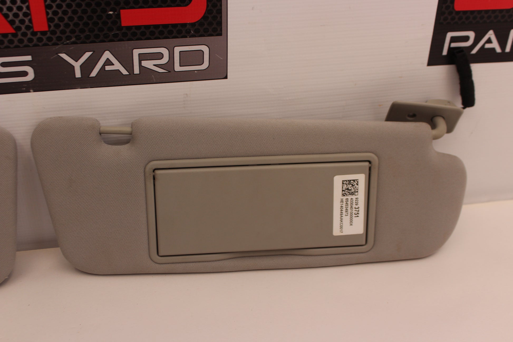 2015 Chevy SS Sedan RH & LH Sun Visor Sunvisor Set OEM - Day's Parts Yard