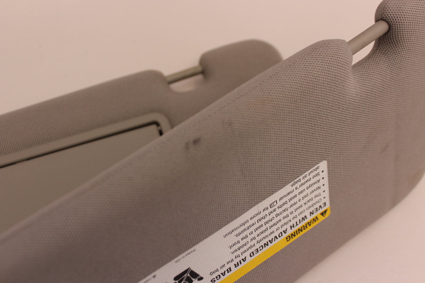 2015 Chevy SS Sedan RH & LH Sun Visor Sunvisor Set OEM - Day's Parts Yard